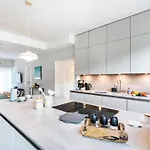 Prora - Ferienwohnung Mit 2 Terrassen - Treibsand דירה