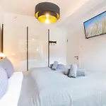 Prora - Ferienwohnung Mit 2 Terrassen - Treibsand アパート *