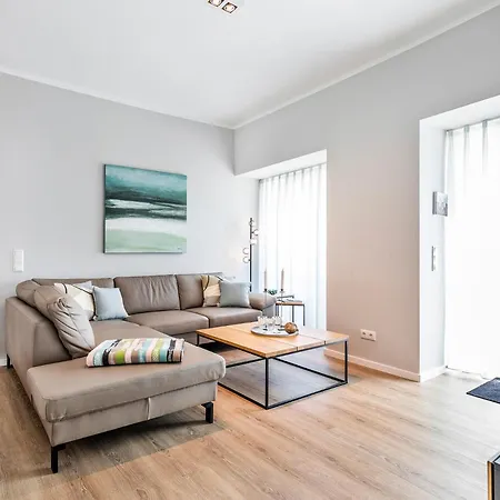 Prora - Ferienwohnung Mit 2 Terrassen - Treibsand ビンツ